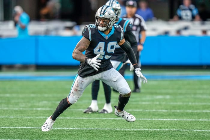 Panthers LB Frankie Luvu